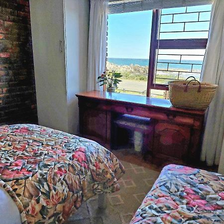 La Mer Seafront Selfcatering Accommodation Kleinmond Exteriör bild