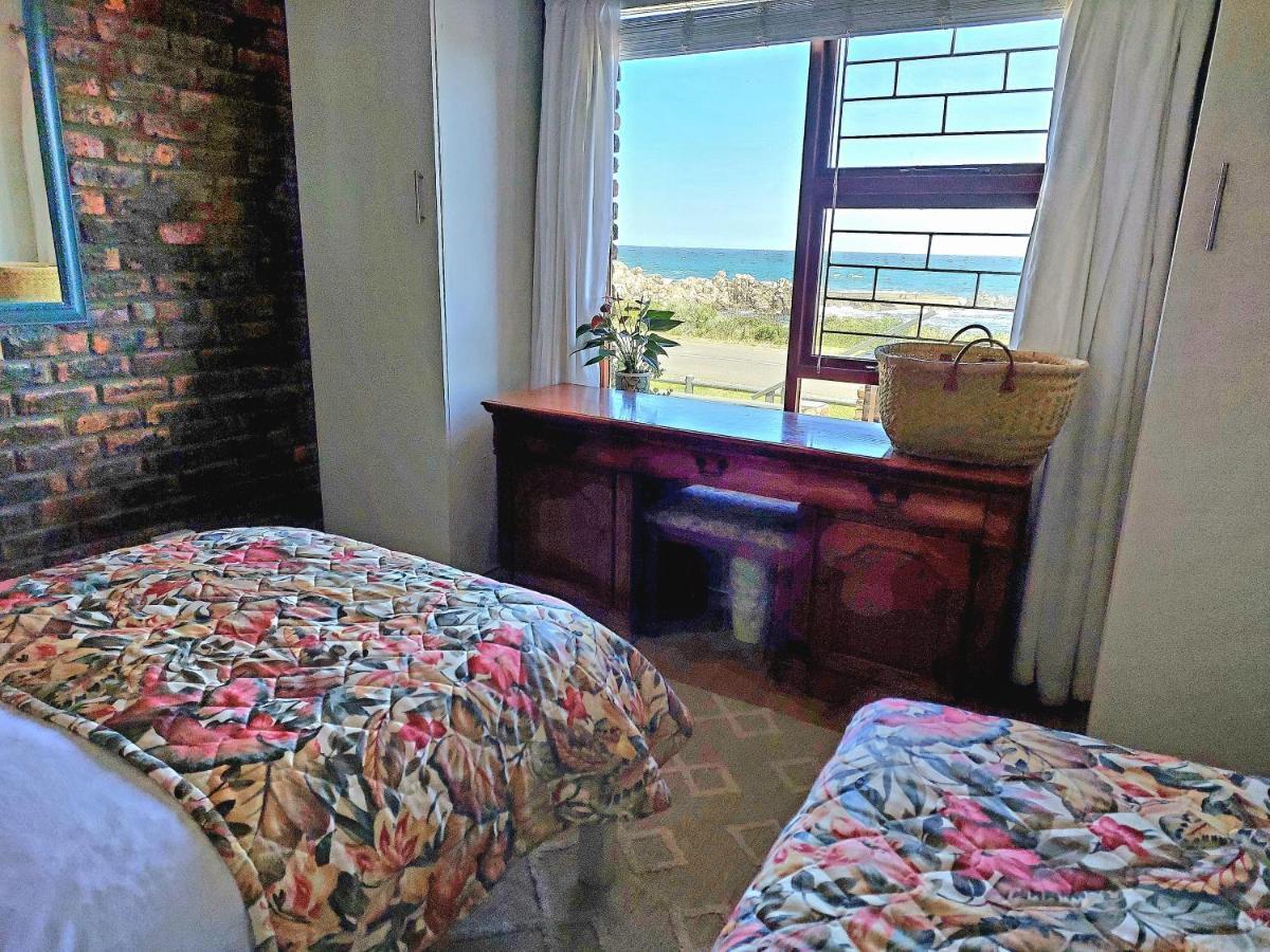 La Mer Seafront Selfcatering Accommodation Kleinmond Exteriör bild